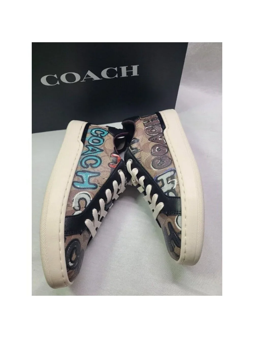 Coach nwt mint
